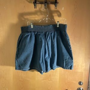 Flowy Universal Thread Mock Denim Shorts Size XL w/ Elastic Waist
